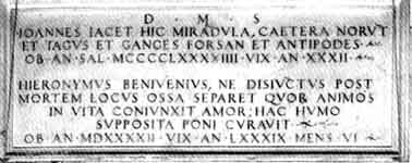 La tomba comune di Giovanni Pico e Girolamo Benivieni in San Marco, Firenze. Da Jacobelli, p. 68.