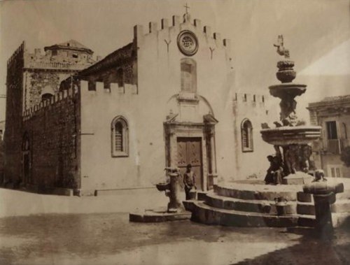 Wilhelm von Gloeden, cattedrale di Taormina, circa 1900