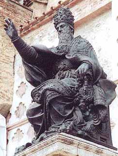 Statua di Giulio III a Perugia