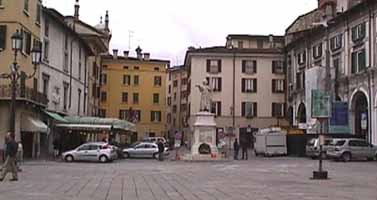 Brescia, Piazza della loggia. Luogo delle esecuzioni capitali.
