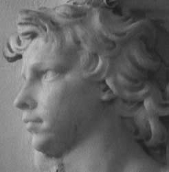 Adolescente (angelo), da un altare barocco di Genova (foto Dall'Orto)