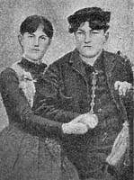 Coppia lesbica butch/femme d'inizio Novecento