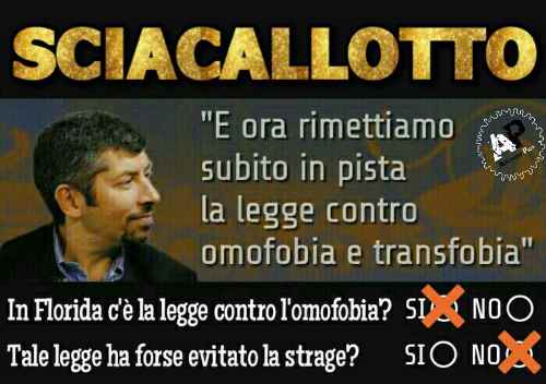 Vignetta contro Scalfarotto, definito "Sciacallotto".