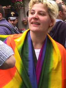 Manifestante al Gay Pride di Como - 22-5-1999 (Foto G. Dall'Orto)