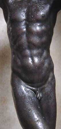 Torso del Mercurio alla base del ''Perseo''. [Foto G. Dall'Orto].