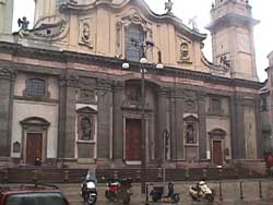 Milano, Piazza sant'Alessandro (foto Dall'Orto)