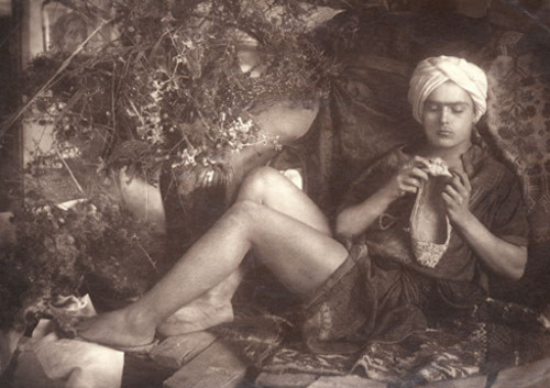 Ragazzo in abiti turscheschi
