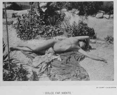 "Dolce far niente"