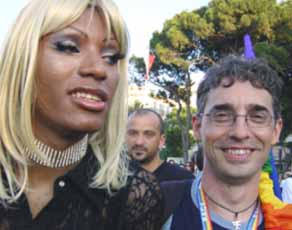 Manifestanti al BariPride, 2003 [foto G. Dall'Orto]