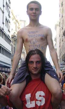 Due ragazzi dei Centri Sociali. Foto G. Dall'Orto.