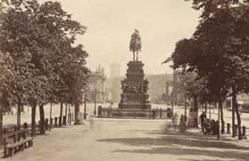 La Unter der Linden nel 1895 circa.
