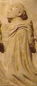 Orante dalla - Pietra della pace, 1322. Bologna, museo medievale. Foto G. Dall'Orto