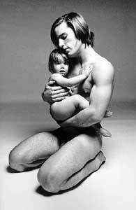 Joe Dallessandro ritratto da Francesco Scavullo nel 1968.